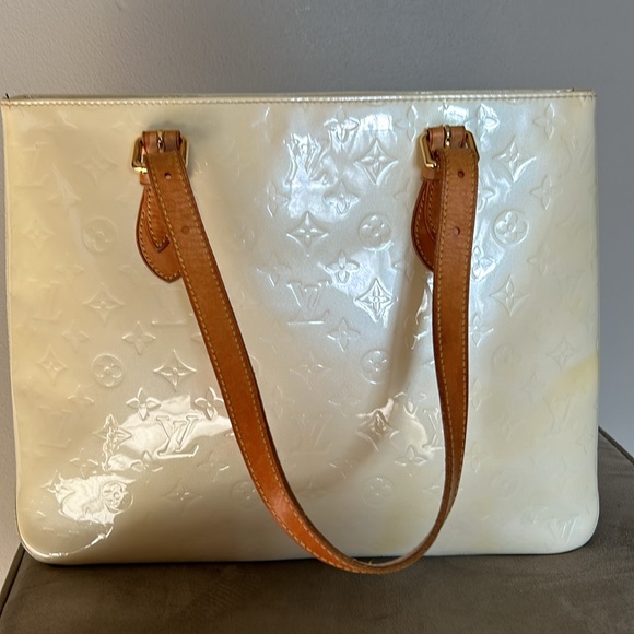 Louis Vuitton Brentwood Vernis Bag Leather Pearle - Picture 7 of 12